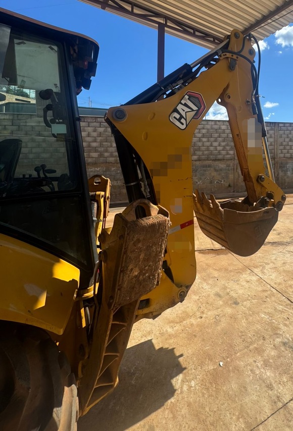 Caterpillar  416 - 22/23 4