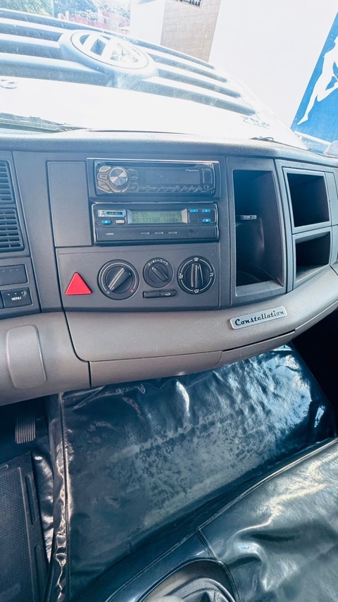 Volkswagen 24-280 E Constellation 6x2 - 12/12 13