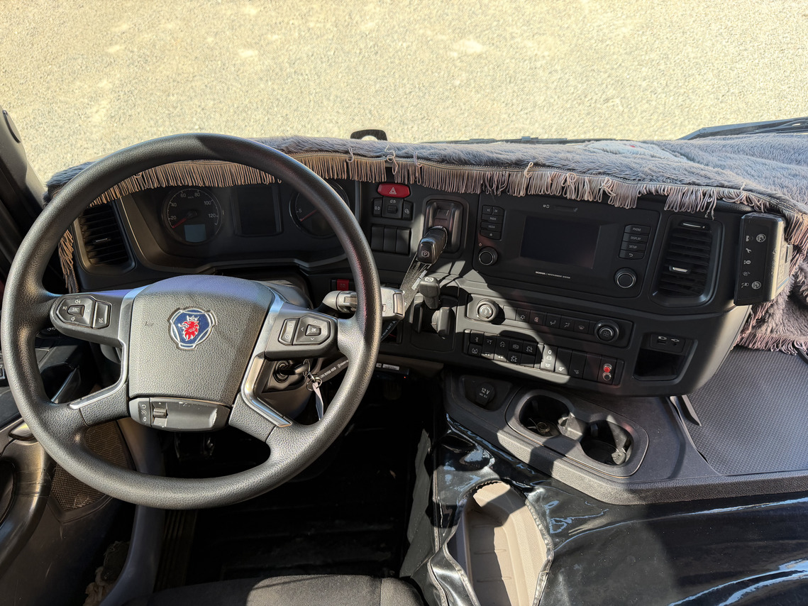Scania P360 - 22/22 11