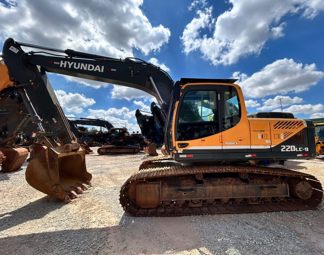 Hyundai R220 LC - 20/20 5