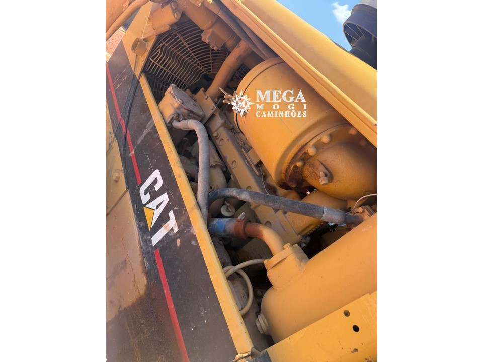 Caterpillar  D6 - 80/80 4