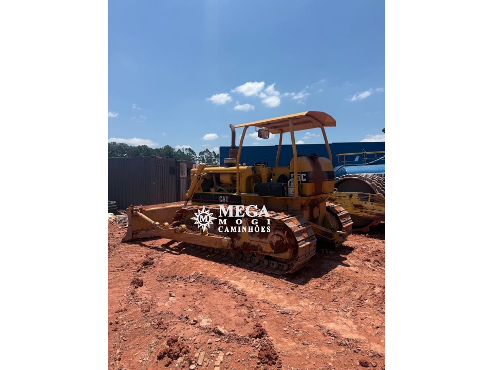 Caterpillar  D6 - 80/80 7