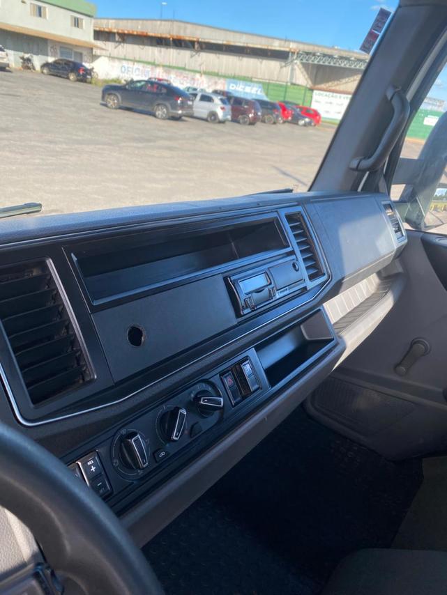 Volkswagen 11-180 Delivery  - 21/22 4
