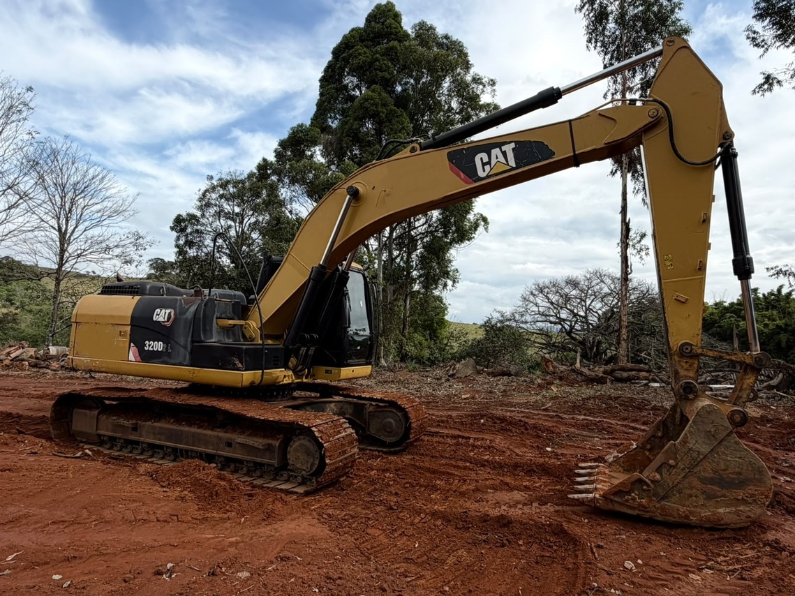 Caterpillar 320 D2L - 15/15 5