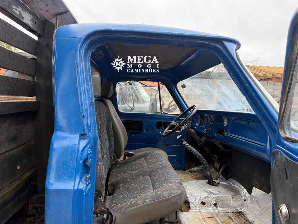 Chevrolet D60 - 79/79 11