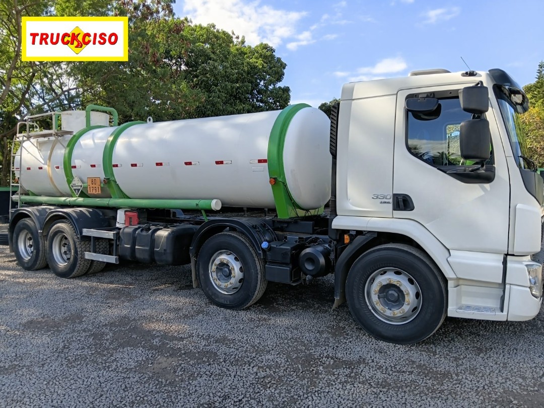 Volvo VM330 -  4