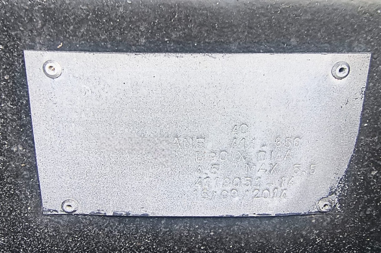 Volvo VM330 -  15