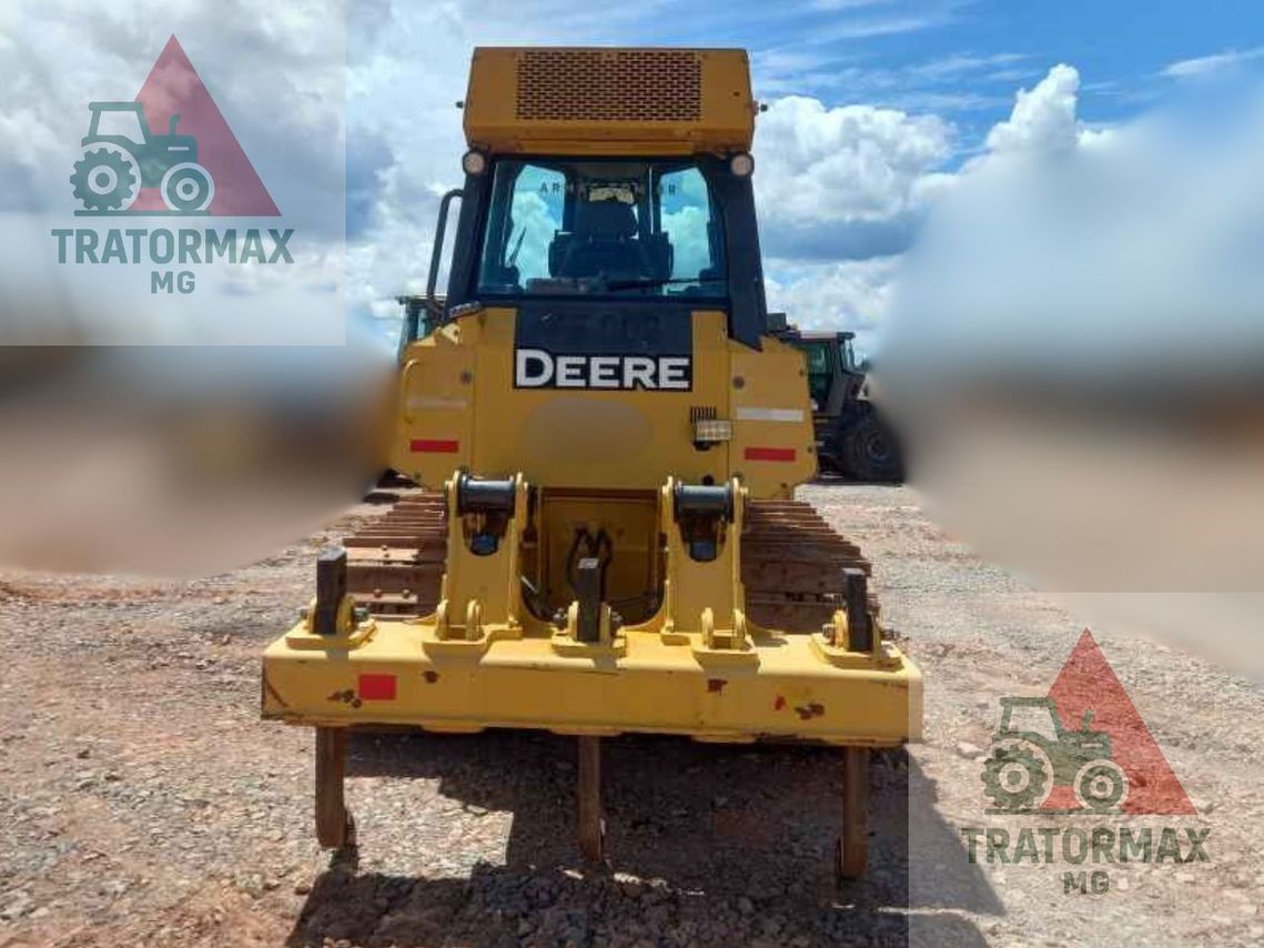 John Deere 700J - 22/22 3