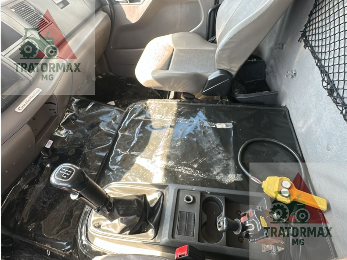 Volkswagen 31-330 E Constellation 6x4 - 19/19 2