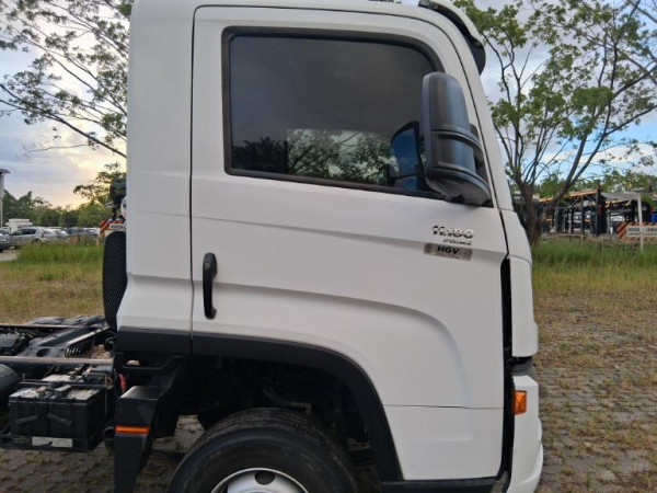 Volkswagen 11-180 Delivery  - 22/23 5