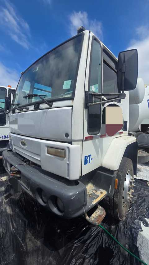 Ford Cargo2422 - 02/02 3