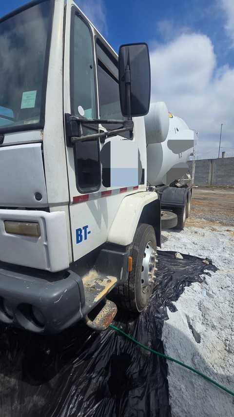Ford Cargo2422 - 02/02 4