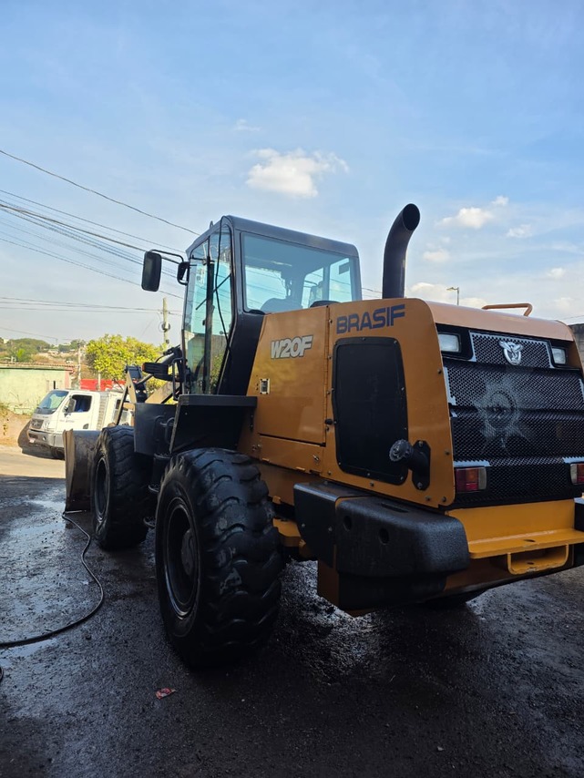 Case W20F - 23/23 13