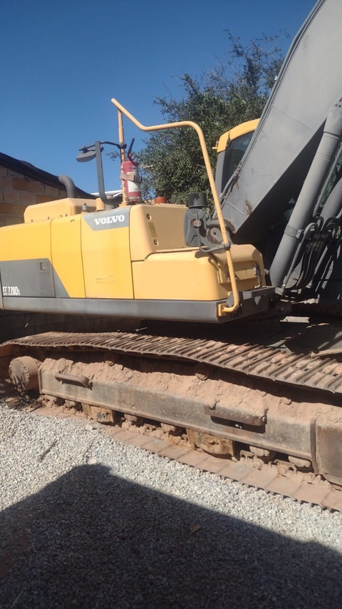 Volvo EC220D - 20/20 6