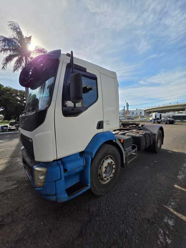 Volvo VM 330 - 13/13 3
