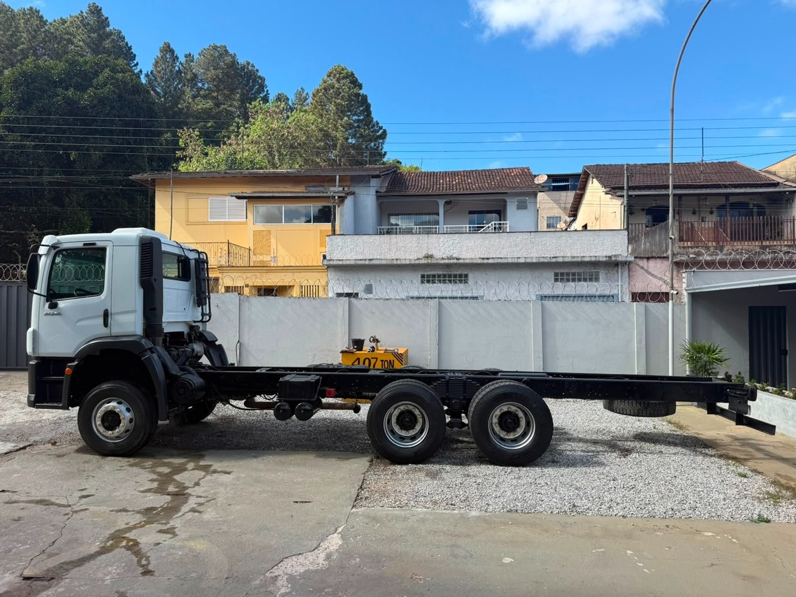 Volkswagen 26-280 Constellation 6x4 - 14/15 7