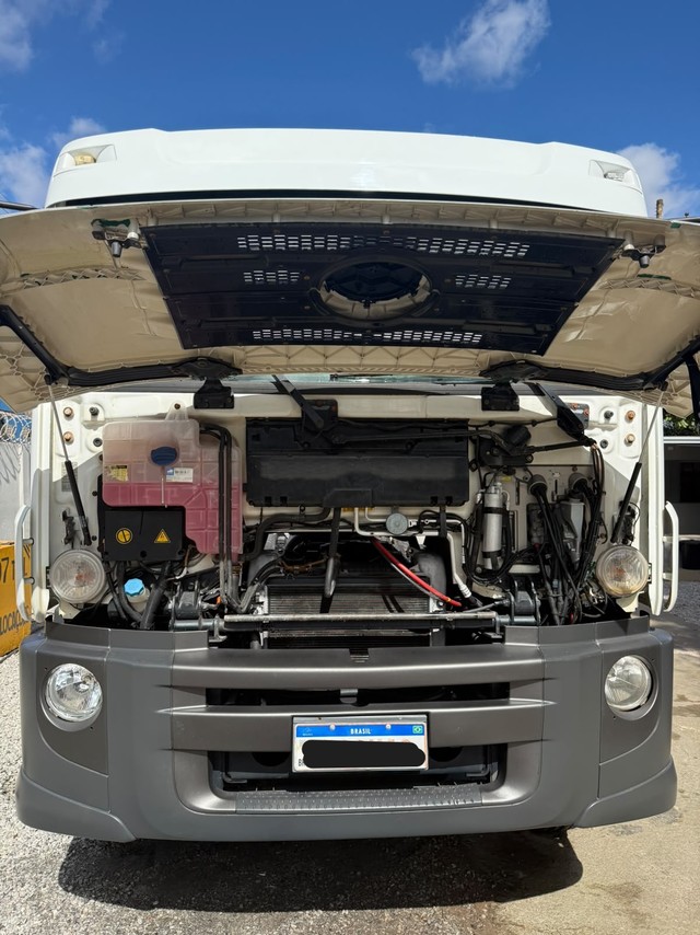 Volkswagen 26-280 Constellation 6x4 - 14/15 9
