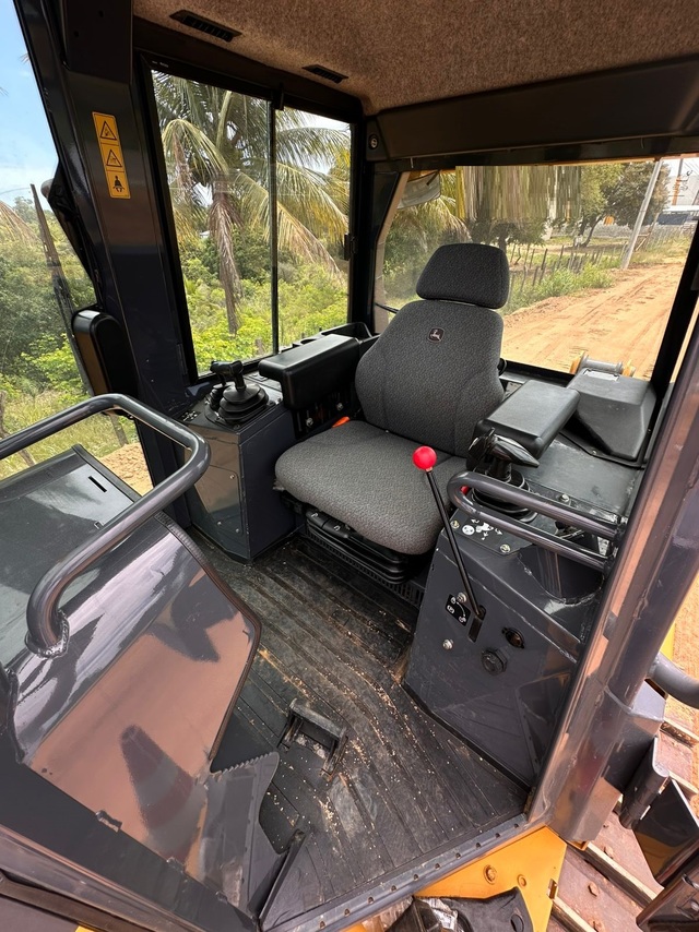 John Deere 700J - 21/21 6