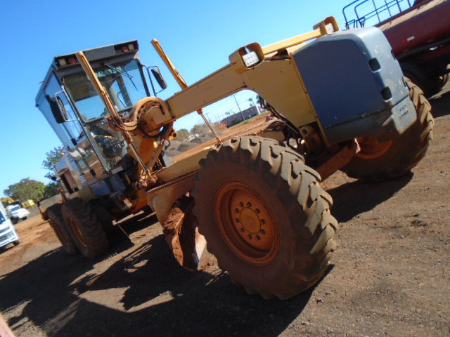 Komatsu GD555-3 - 08/08 13