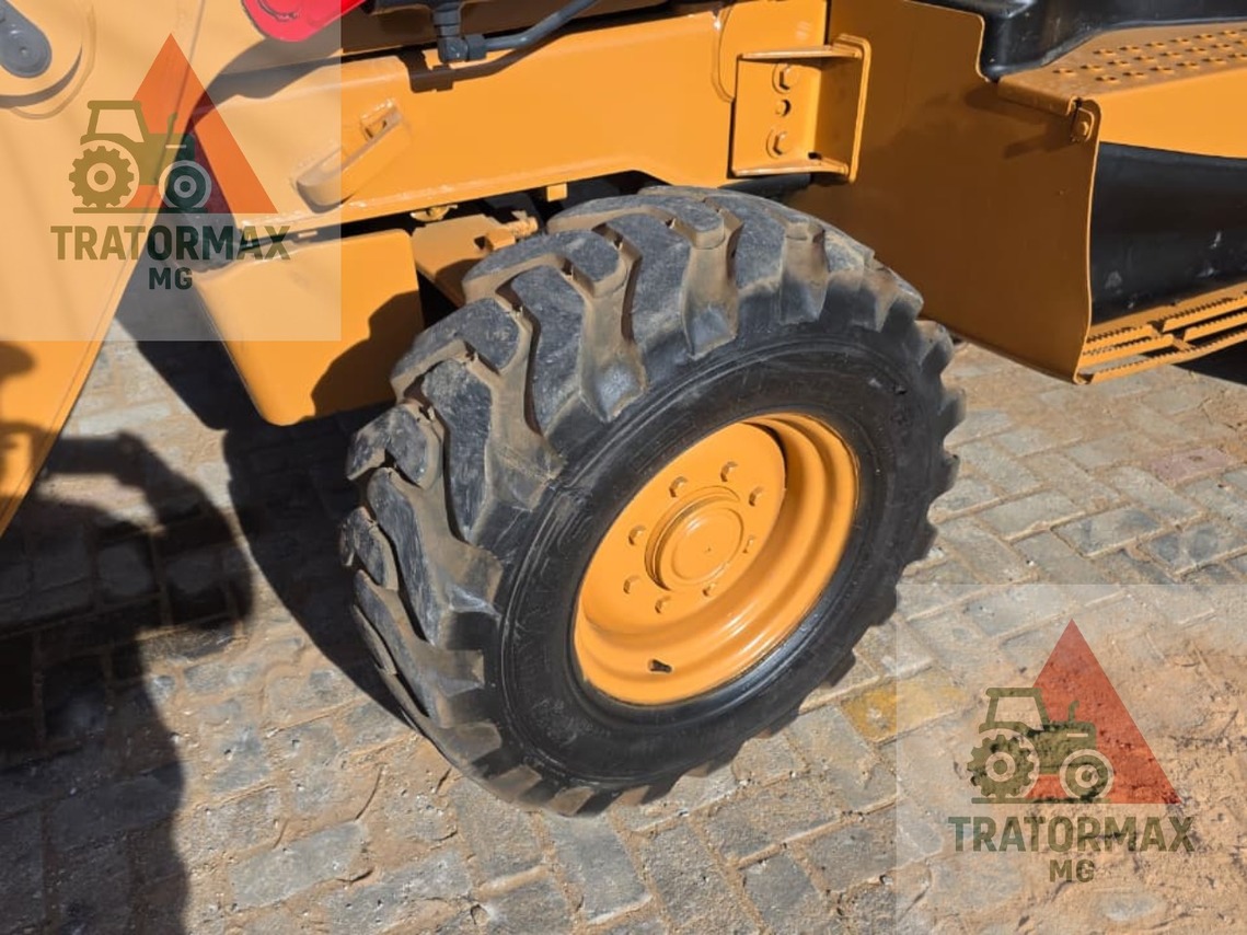 Case 580M - 13/13 5