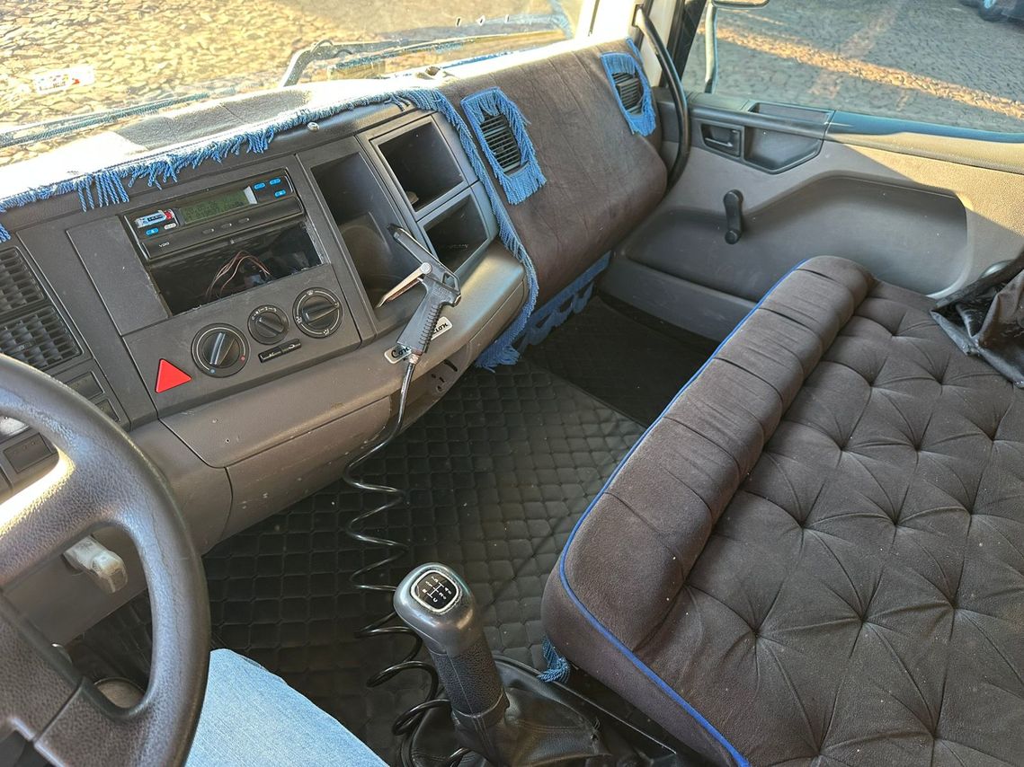Volkswagen 24-280 E Constellation 6x2 - 12/12 17