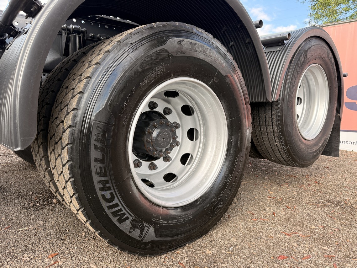 Volvo FM370 - 10/10 17