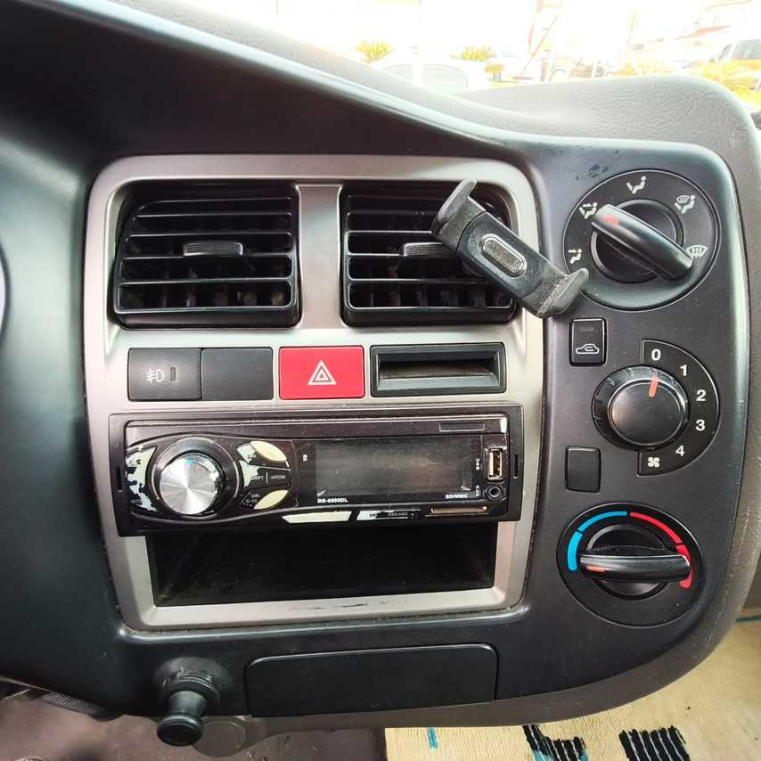 Hyundai HR - 11/12 8