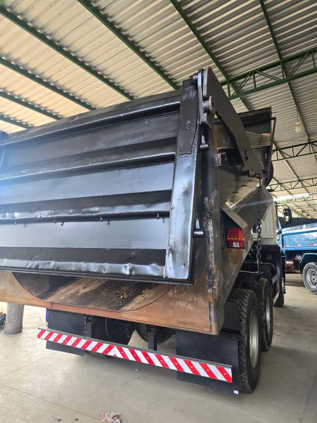 Volkswagen 31-280 E Constel. 6x4 - 21/21 11