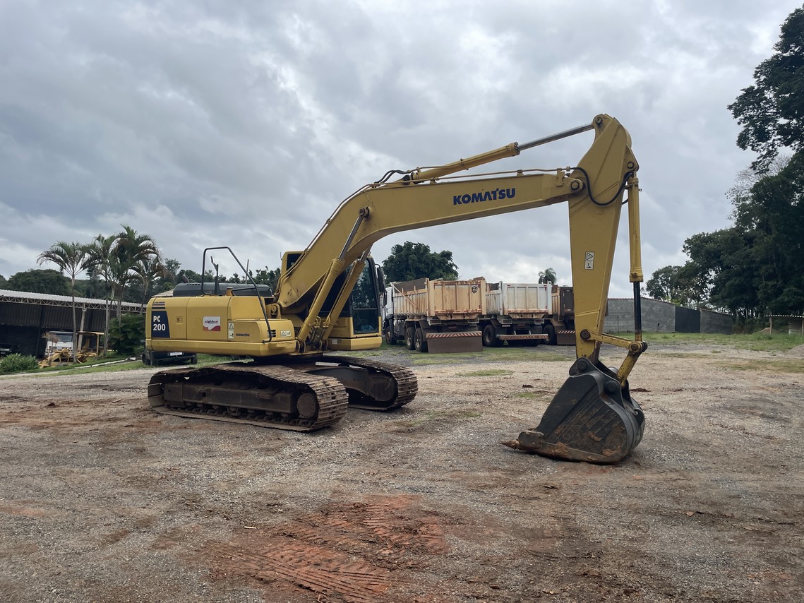 Komatsu PC200 - 10/10 3