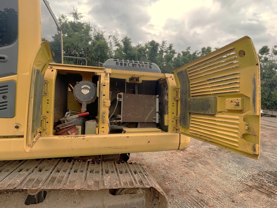 Komatsu PC200 - 10/10 7