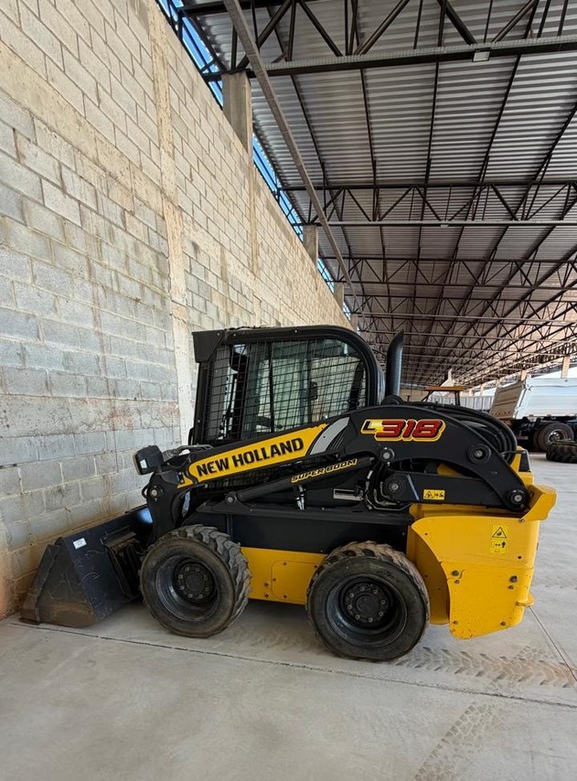 New Holland  L 318 - 24/24 5
