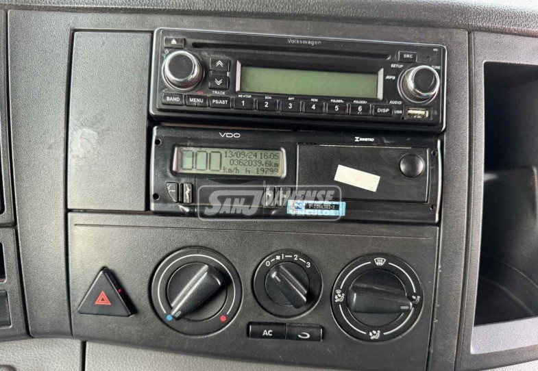 Volkswagen 24-280 E Constellation 6x2 - 21/22 10