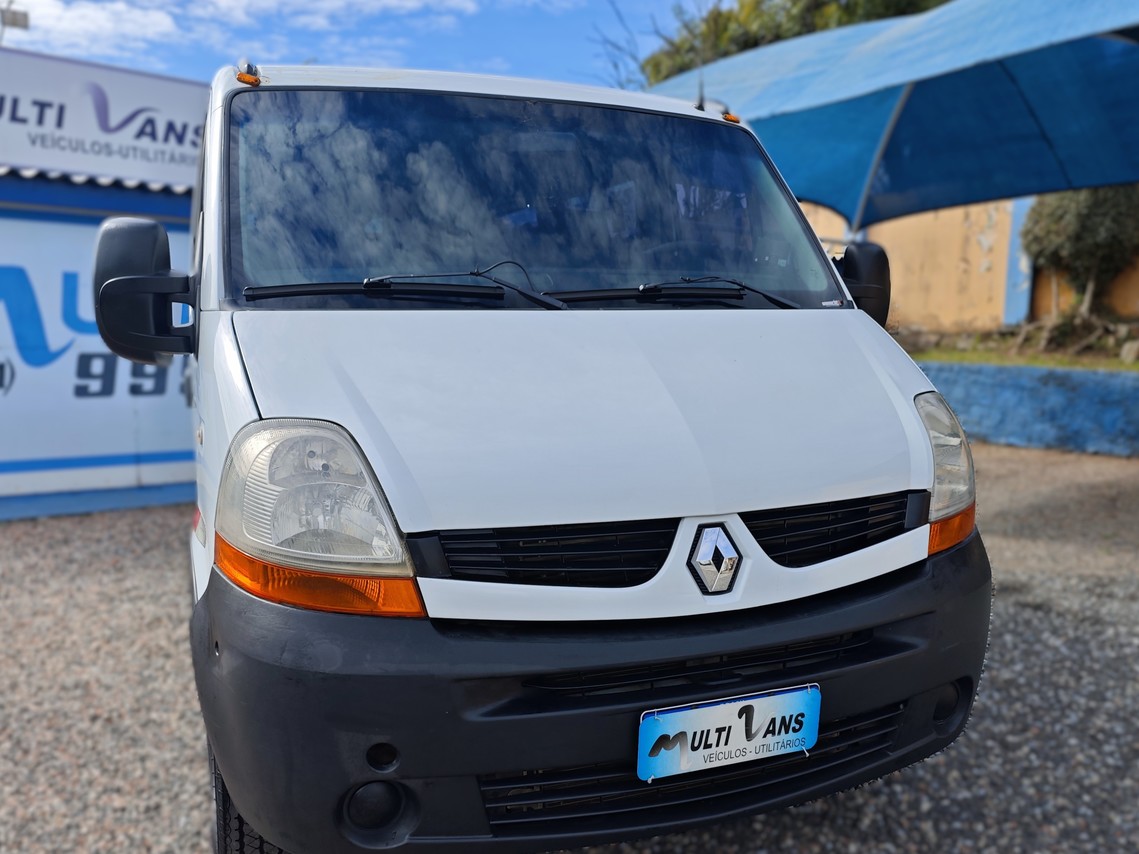 Renault Master Minibus - 11/12 15