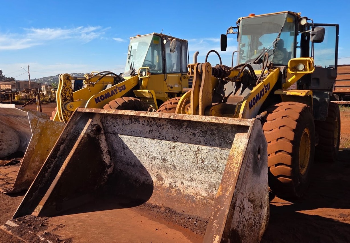 Komatsu  WA320 - 21/21 3