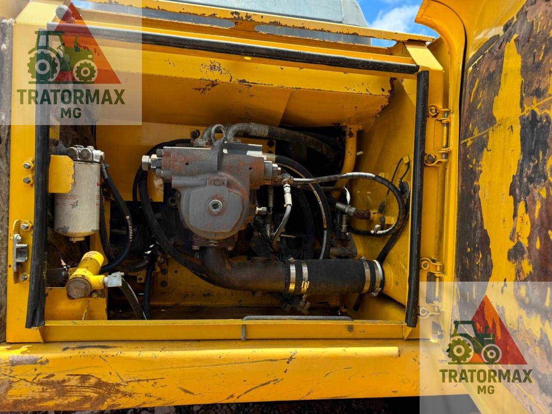Komatsu PC200 - 07/07 2