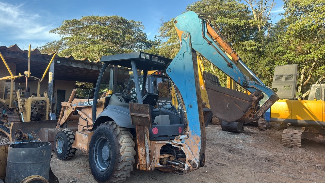 Case 580M - 10/10 3
