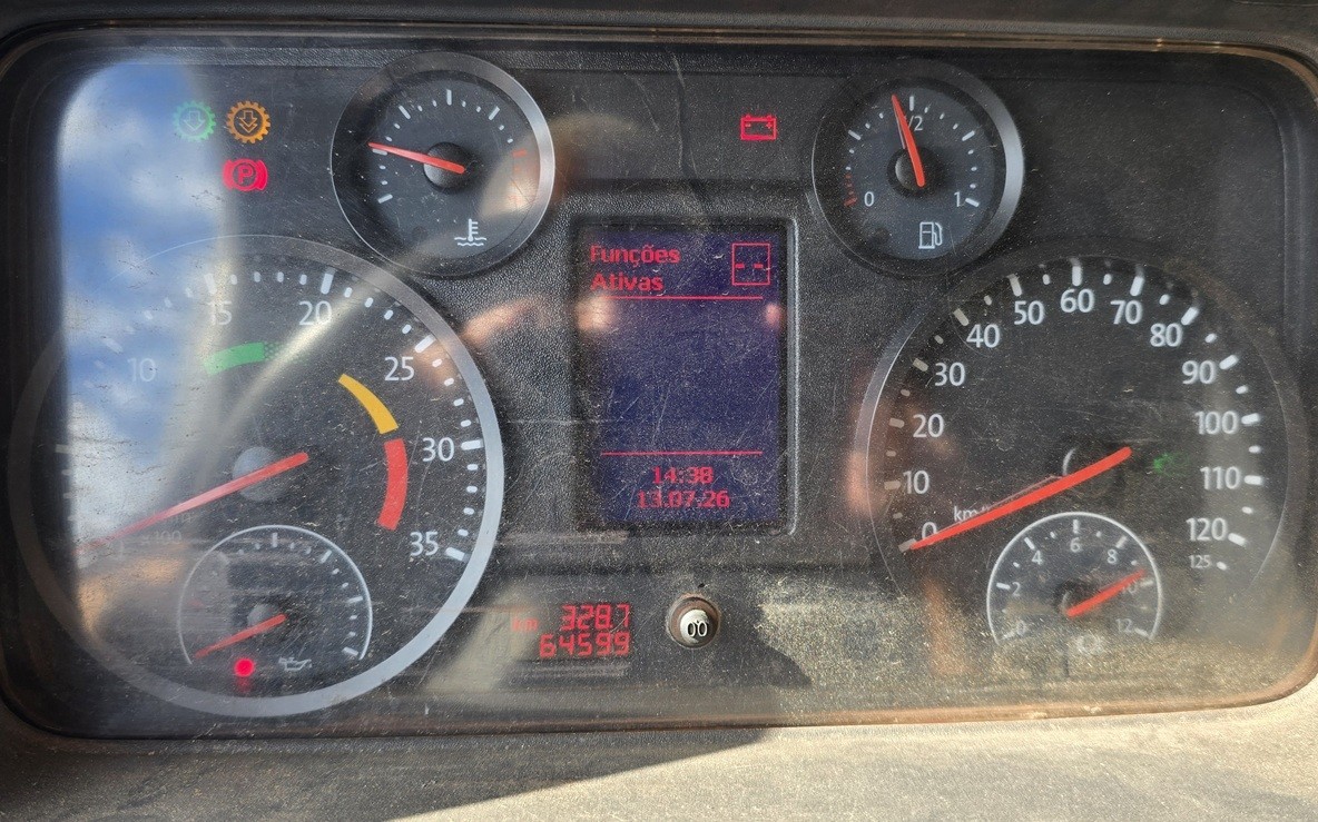 Volkswagen 31-280 E Constel. 6x4 - 19/20 13
