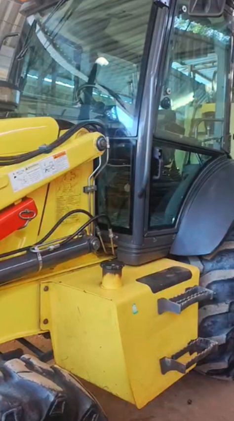 New Holland B110B - 22/22 14