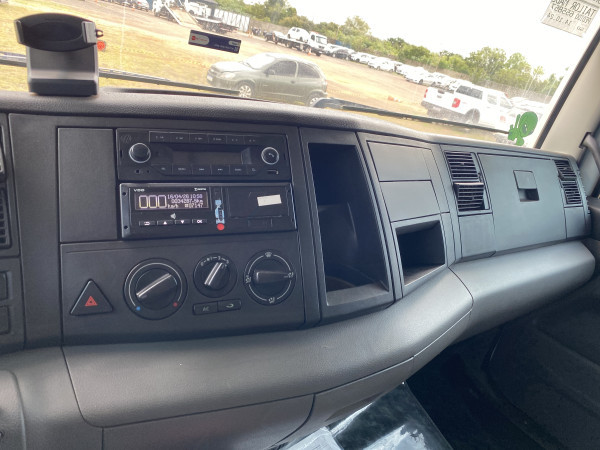 Volkswagen VW 32380 Constellation 6x4 - 24/25 16