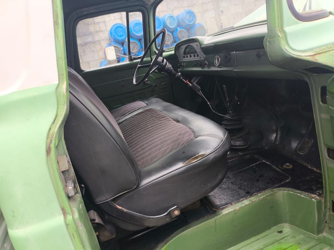 Ford F600 - 19/62 5