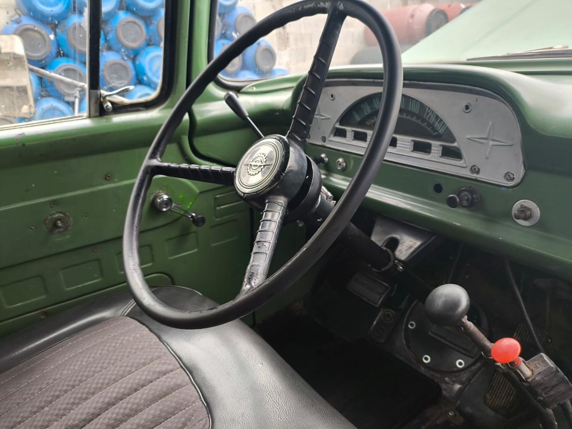 Ford F600 - 19/62 8