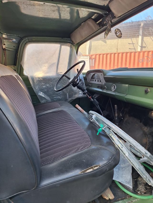 Ford F600 - 19/62 10