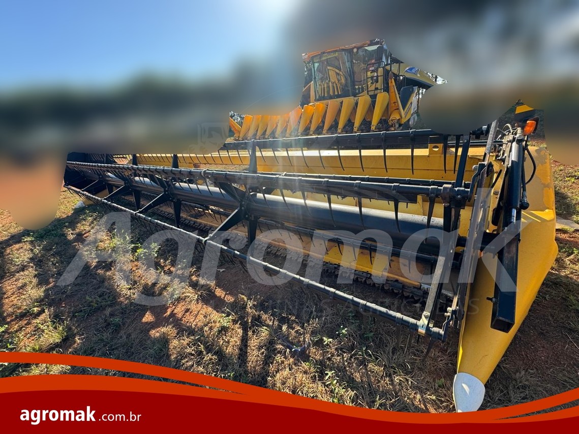 New Holland CR5.85 - 18/18 11