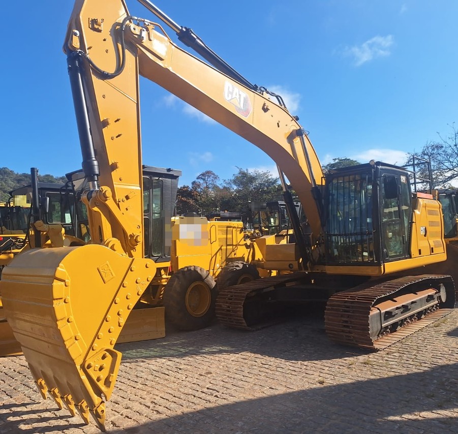Caterpillar  320 - 21/21 4
