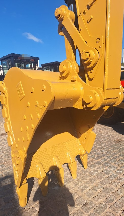 Caterpillar  320 - 21/21 5