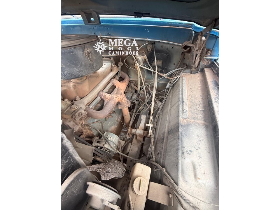 Ford F700 - 80/80 15