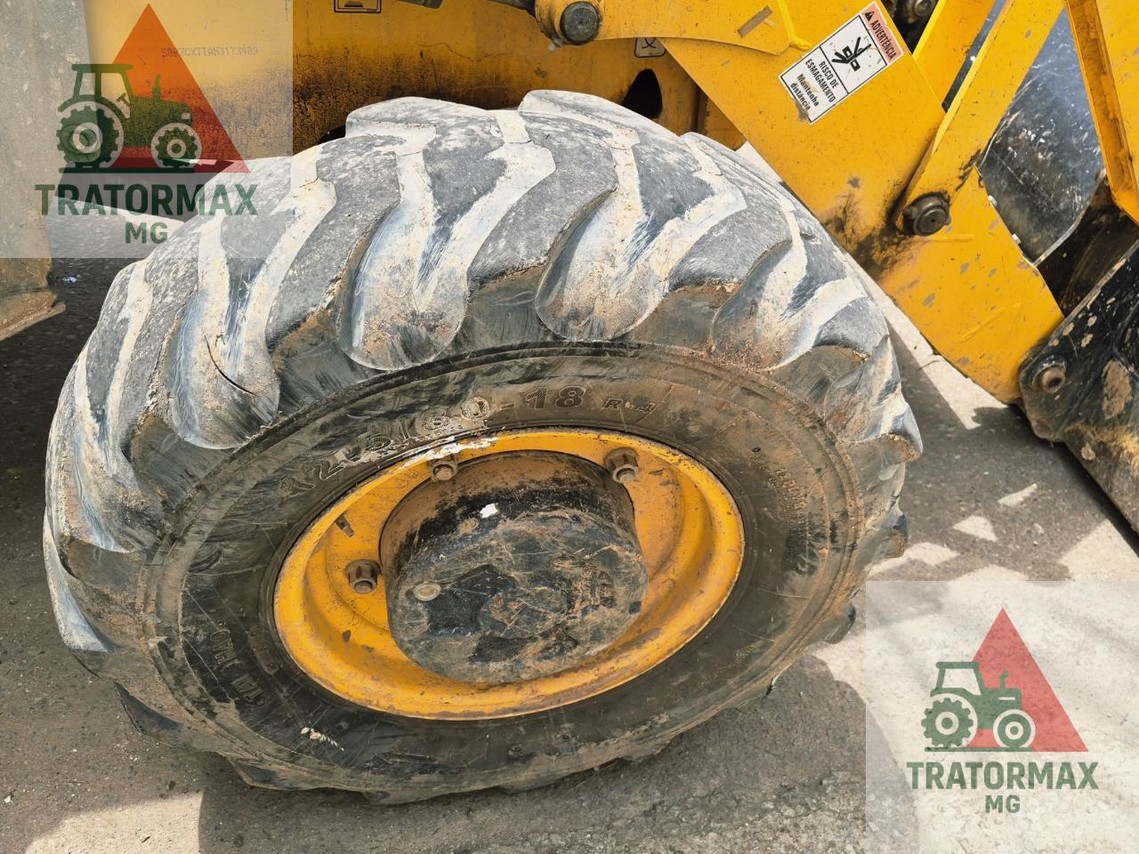JCB 3CX - 22/22 4