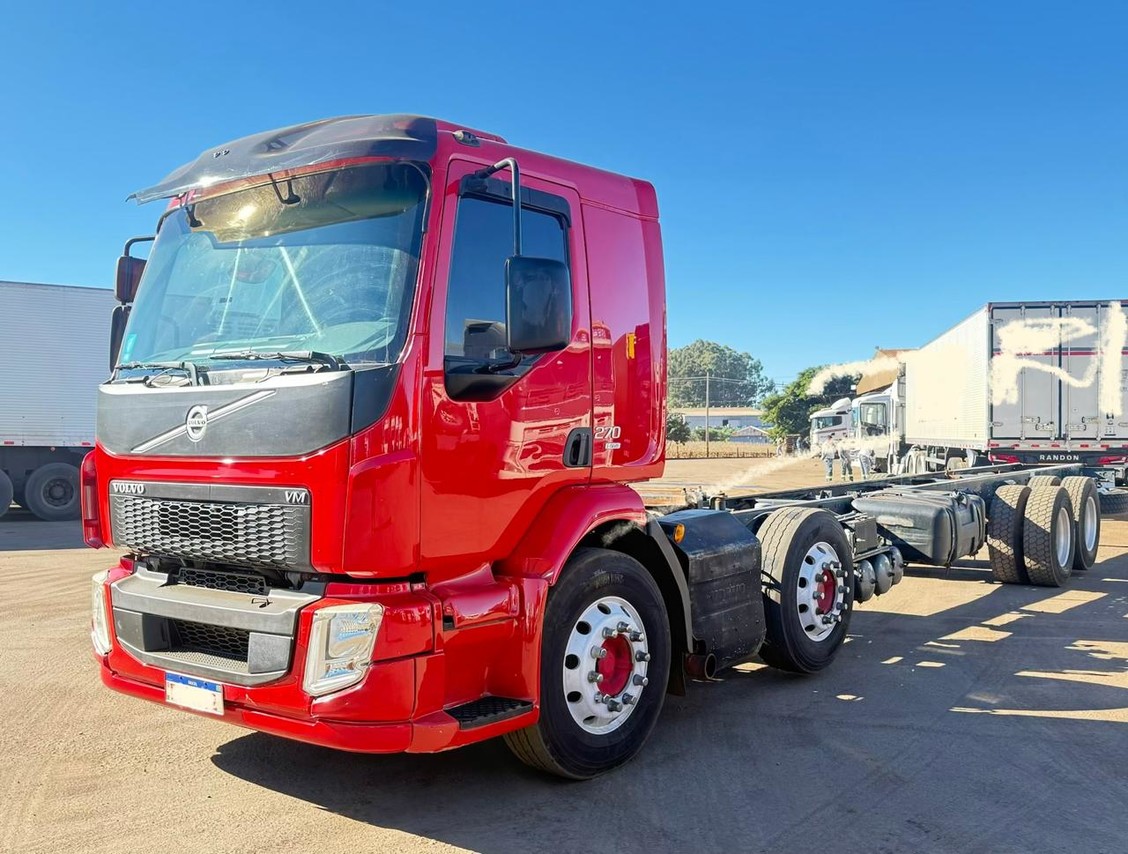 Volvo VM 270 - 15/15 13
