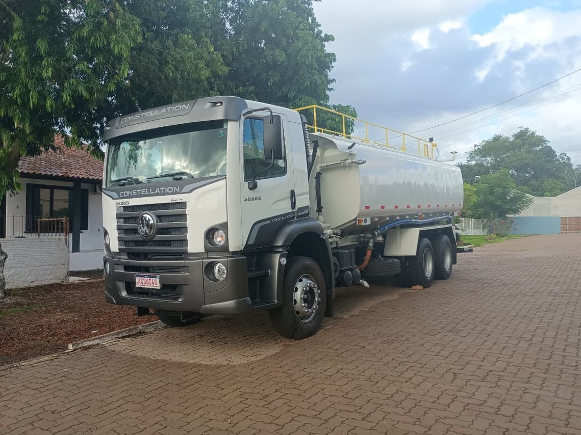 Volkswagen 26-260 E Constel. 6x4 - 20/10 3