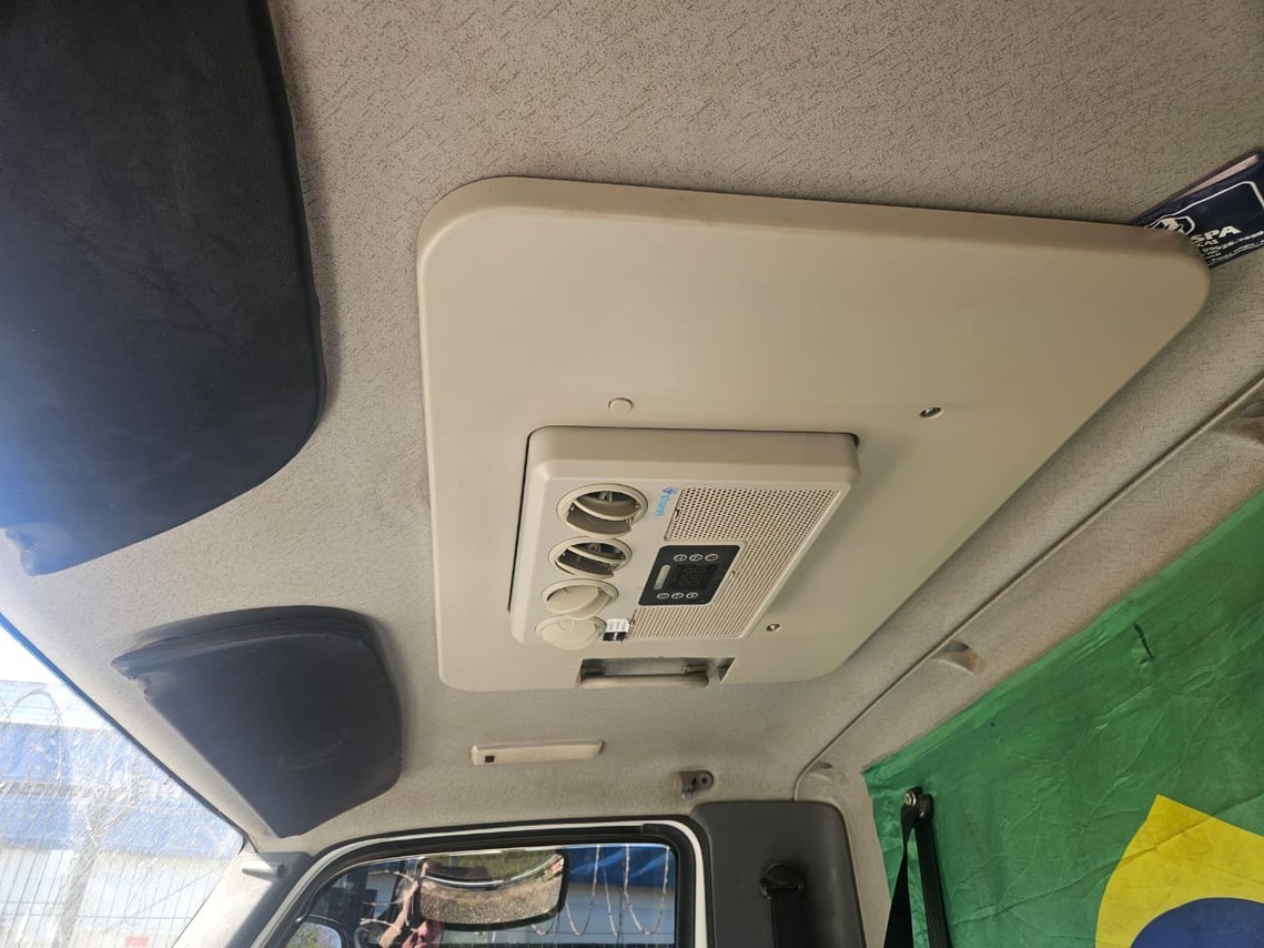 Mercedes Benz Accelo 1016 - 16/16 17